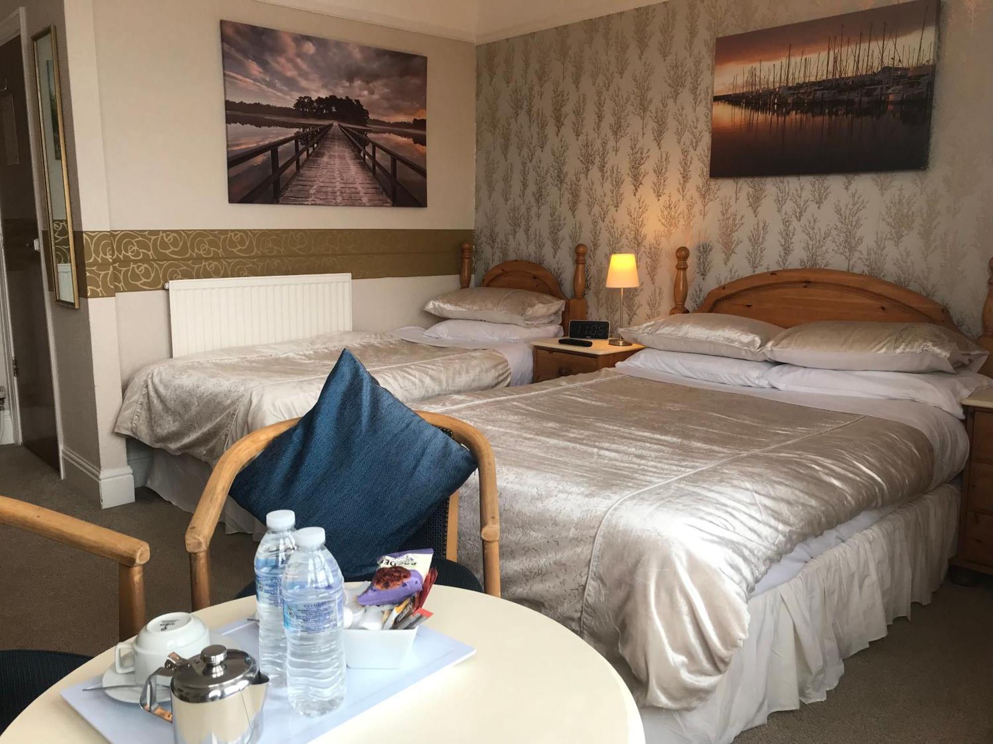 The Whiteley Bed & Breakfast Скарбъро Екстериор снимка