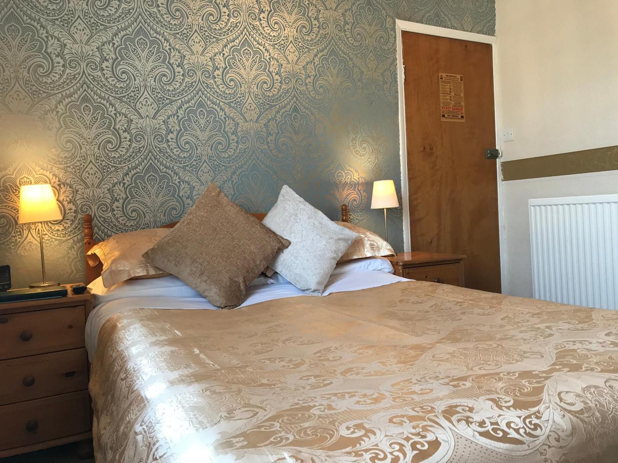 The Whiteley Bed & Breakfast Скарбъро Екстериор снимка